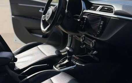 KIA Rio IV, 2020 год, 1 950 000 рублей, 13 фотография