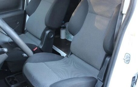 Peugeot Partner II рестайлинг 2, 2017 год, 1 100 000 рублей, 14 фотография