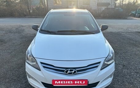 Hyundai Solaris II рестайлинг, 2016 год, 670 000 рублей, 2 фотография