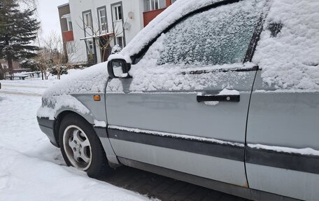 Volkswagen Passat B3, 1993 год, 250 000 рублей, 1 фотография