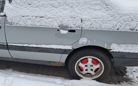 Volkswagen Passat B3, 1993 год, 250 000 рублей, 2 фотография