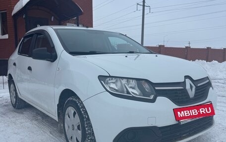 Renault Logan II, 2016 год, 649 000 рублей, 2 фотография