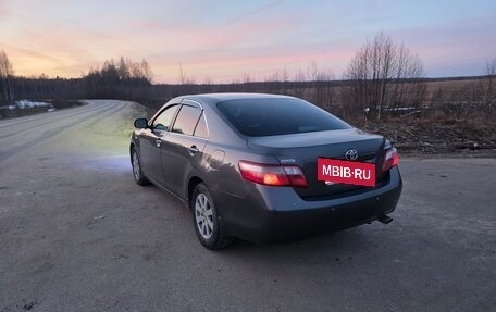 Toyota Camry, 2007 год, 850 000 рублей, 4 фотография