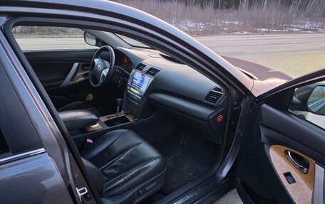 Toyota Camry, 2007 год, 850 000 рублей, 9 фотография