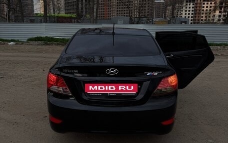 Hyundai Solaris II рестайлинг, 2013 год, 650 000 рублей, 5 фотография