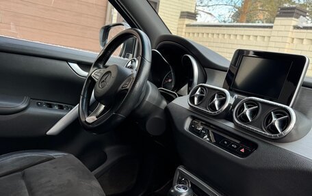 Mercedes-Benz X-Класс I, 2018 год, 3 320 000 рублей, 6 фотография