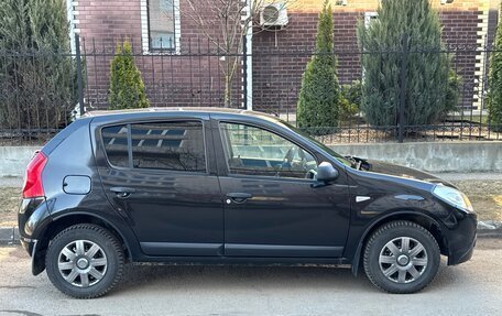 Renault Sandero I, 2011 год, 380 000 рублей, 3 фотография