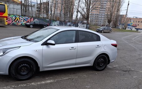 KIA Rio IV, 2019 год, 1 400 000 рублей, 4 фотография