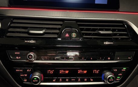 BMW 5 серия, 2020 год, 3 599 999 рублей, 16 фотография