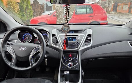 Hyundai Elantra V, 2015 год, 1 350 000 рублей, 7 фотография