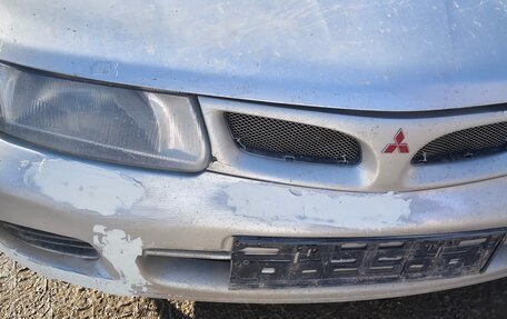 Mitsubishi Carisma I, 1998 год, 150 000 рублей, 2 фотография