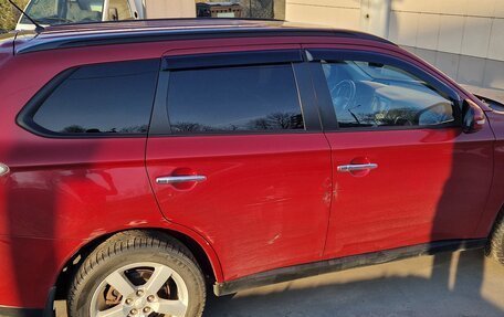 Mitsubishi Outlander III рестайлинг 3, 2013 год, 1 120 000 рублей, 3 фотография