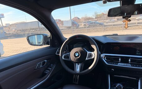 BMW 3 серия, 2020 год, 3 900 000 рублей, 21 фотография