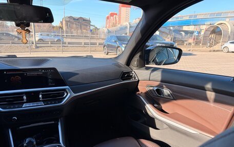 BMW 3 серия, 2020 год, 3 900 000 рублей, 22 фотография