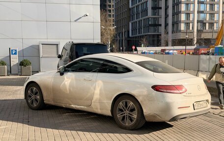 Mercedes-Benz C-Класс, 2018 год, 2 990 000 рублей, 3 фотография
