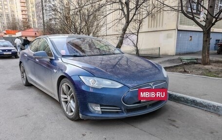 Tesla Model S I, 2015 год, 2 499 000 рублей, 18 фотография