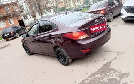 Hyundai Solaris II рестайлинг, 2013 год, 390 000 рублей, 5 фотография