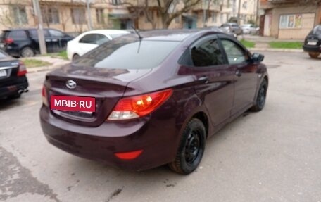 Hyundai Solaris II рестайлинг, 2013 год, 390 000 рублей, 4 фотография