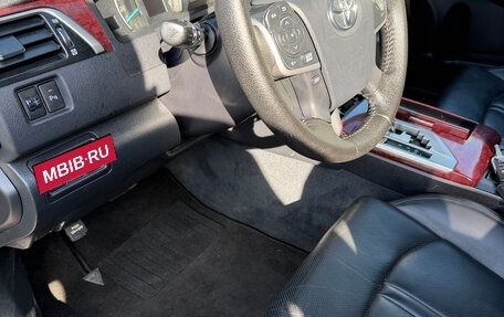 Toyota Camry, 2014 год, 1 730 000 рублей, 10 фотография