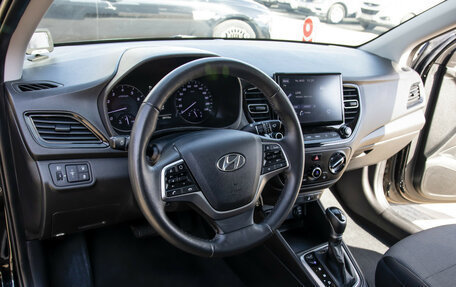 Hyundai Solaris II рестайлинг, 2022 год, 1 900 000 рублей, 16 фотография