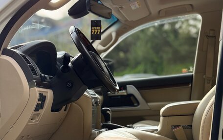 Toyota Land Cruiser 200, 2015 год, 5 200 000 рублей, 6 фотография