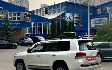 Toyota Land Cruiser 200, 2015 год, 5 200 000 рублей, 16 фотография