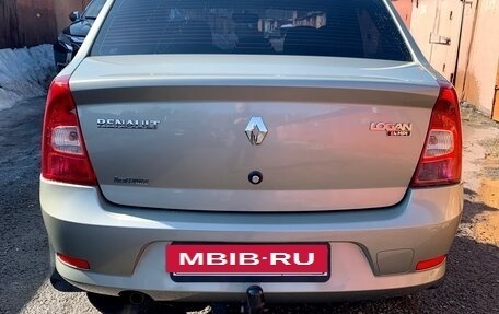 Renault Logan I, 2013 год, 690 000 рублей, 2 фотография