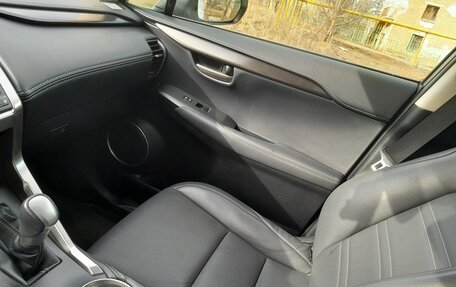 Lexus NX I, 2017 год, 3 200 000 рублей, 7 фотография