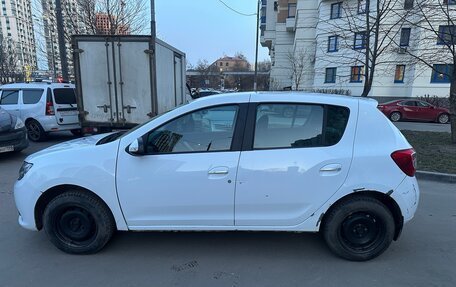 Renault Sandero II рестайлинг, 2015 год, 600 000 рублей, 8 фотография