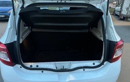 Renault Sandero II рестайлинг, 2015 год, 600 000 рублей, 11 фотография