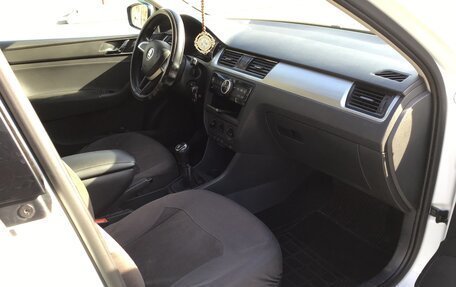 Skoda Rapid I, 2016 год, 999 000 рублей, 7 фотография