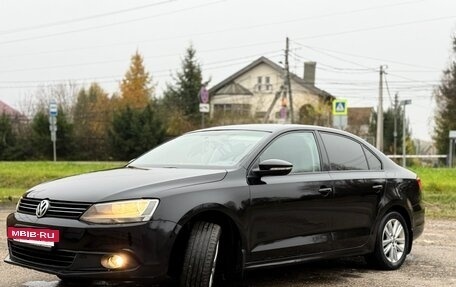 Volkswagen Jetta VI, 2013 год, 780 000 рублей, 2 фотография