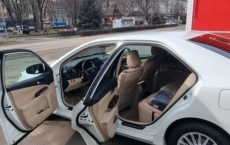 Toyota Camry, 2014 год, 2 130 000 рублей, 8 фотография