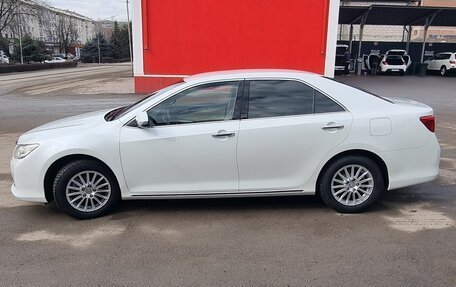 Toyota Camry, 2014 год, 2 130 000 рублей, 3 фотография