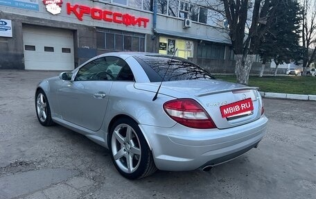 Mercedes-Benz SLK-Класс, 2007 год, 1 900 000 рублей, 4 фотография