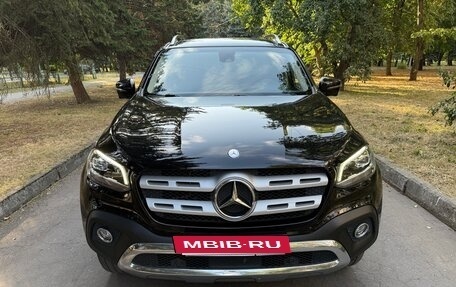 Mercedes-Benz X-Класс I, 2018 год, 3 650 000 рублей, 4 фотография