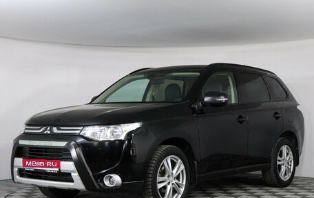 Mitsubishi Outlander III рестайлинг 3, 2013 год, 1 397 000 рублей, 1 фотография
