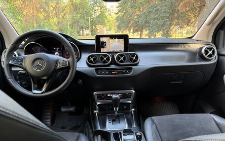 Mercedes-Benz X-Класс I, 2018 год, 3 650 000 рублей, 13 фотография