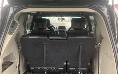 Dodge Caravan V, 2016 год, 2 450 000 рублей, 1 фотография