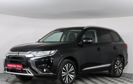 Mitsubishi Outlander III рестайлинг 3, 2021 год, 2 797 000 рублей, 1 фотография