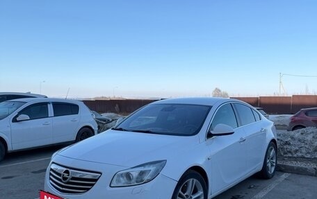 Opel Insignia II рестайлинг, 2013 год, 700 000 рублей, 2 фотография