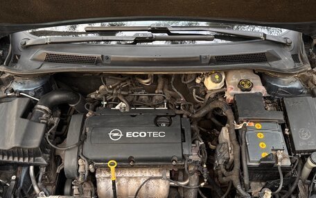 Opel Astra J, 2013 год, 980 000 рублей, 18 фотография