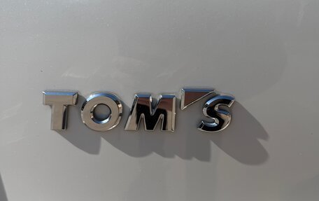 Toyota Noah III, 2018 год, 2 300 000 рублей, 31 фотография