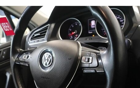 Volkswagen Tiguan II, 2018 год, 2 233 000 рублей, 8 фотография