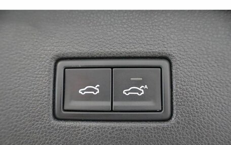 Volkswagen Tiguan II, 2018 год, 2 233 000 рублей, 16 фотография