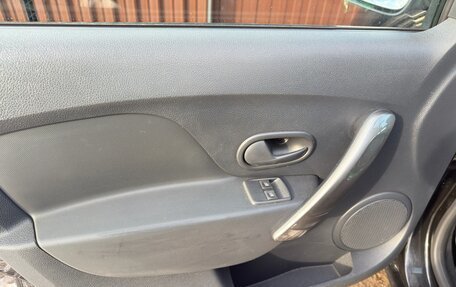 Renault Logan II, 2015 год, 1 200 000 рублей, 30 фотография