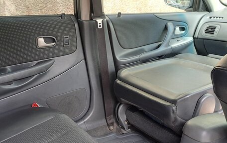 Mazda Familia, 2002 год, 270 000 рублей, 9 фотография