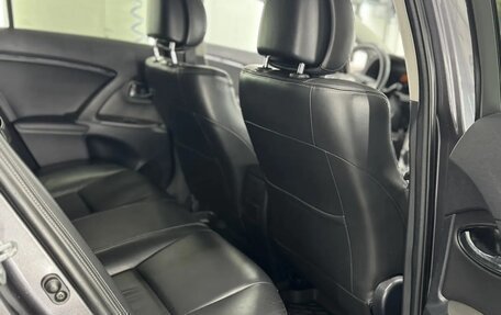 Toyota Avensis III рестайлинг, 2011 год, 950 000 рублей, 21 фотография