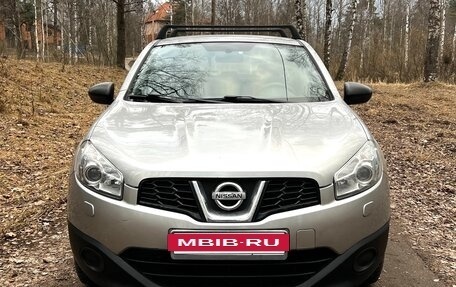 Nissan Qashqai, 2011 год, 1 350 000 рублей, 2 фотография
