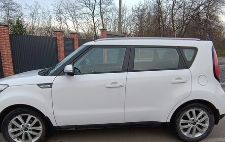 KIA Soul II рестайлинг, 2017 год, 1 400 000 рублей, 2 фотография